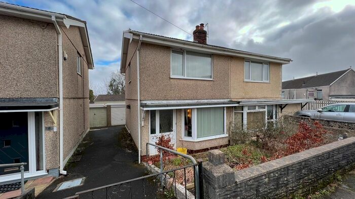 2 Bedroom Semi-Detached House To Rent In Penllwynmarch Road, Gendros, Swansea, SA5