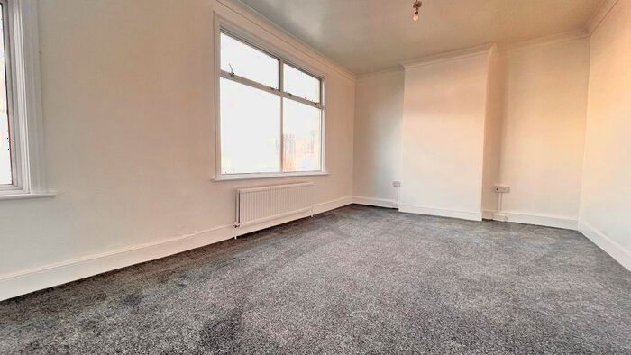 4 Bedroom Maisonette To Rent In Browning Road, London, E12