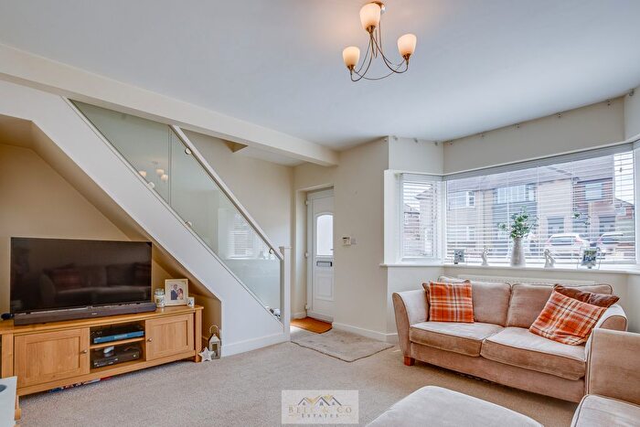 2 Bedroom Semi-Detached House For Sale In Stanage Rise, Sheffield, S12