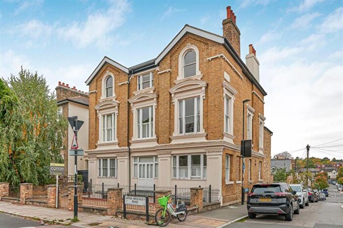 2 Bedroom Flat For Sale In Upper Brockley Road, Brockley, SE4