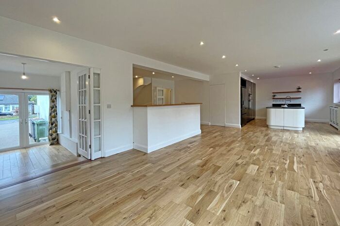 4 Bedroom Detached House For Sale In Claremount Gardens, Epsom Downs, Surrey, KT18