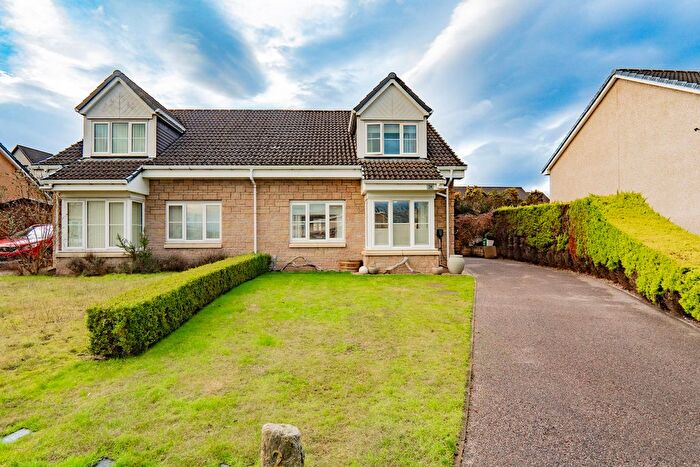 4 Bedroom Semi Detached House For Sale In Rowan Grove, Inverness, IV2