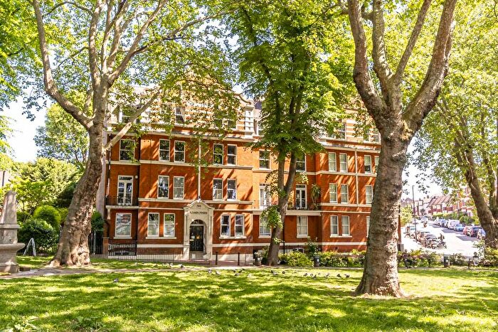 2 Bedroom Apartment For Sale In West End Lane, West Hampstead, London, NW6