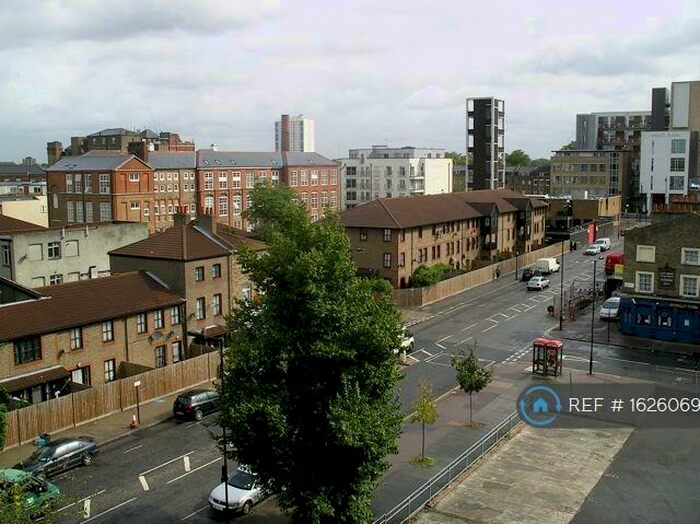 3 Bedroom Flat To Rent In De Beauvoir Road, London, N1