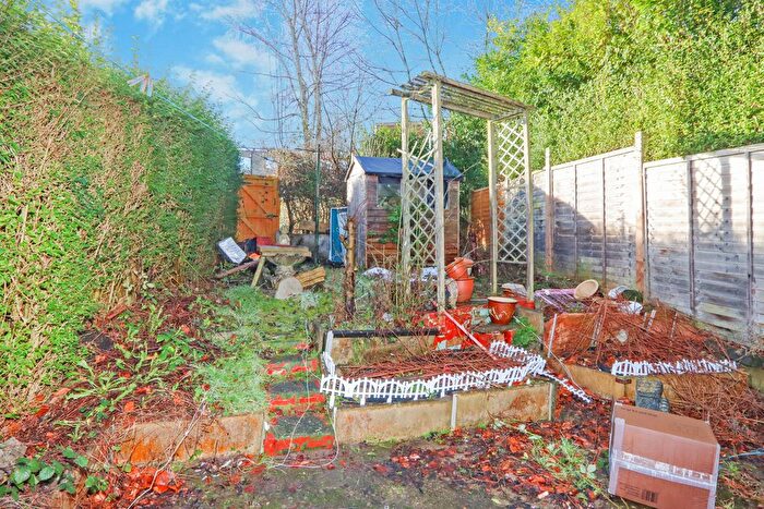 3 Bedroom Terraced House For Sale In Blackstock Road, Sheffield, South Yorkshire, S14