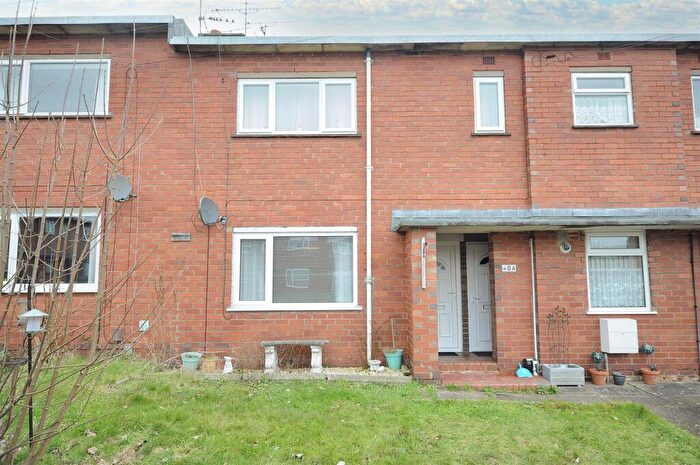1 Bedroom Apartment To Rent In Green Close, Stone, ST15