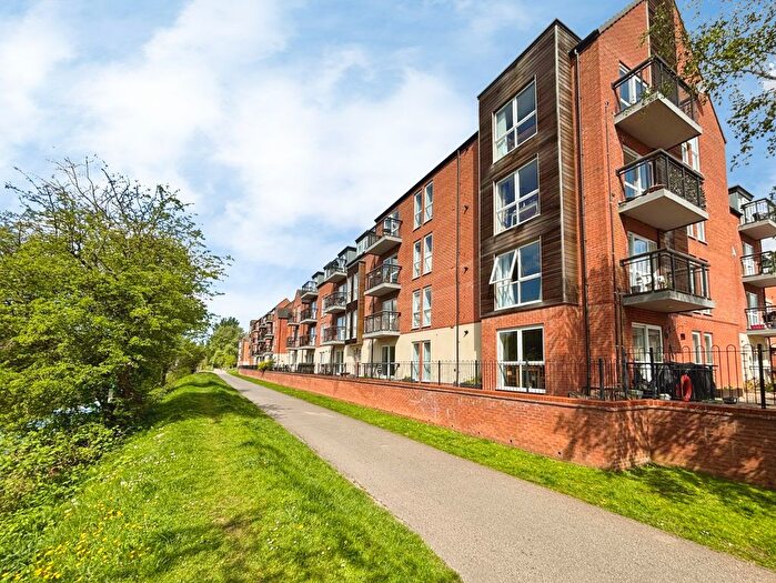 2 Bedroom Flat For Sale In Angelica Road, Lincoln, LN1