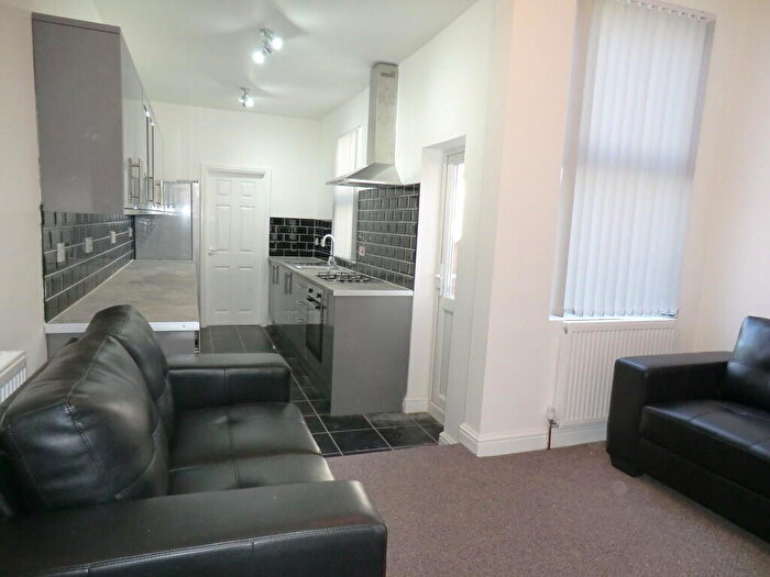 5 Bedroom Terraced House To Rent In Book For Oct, CV1