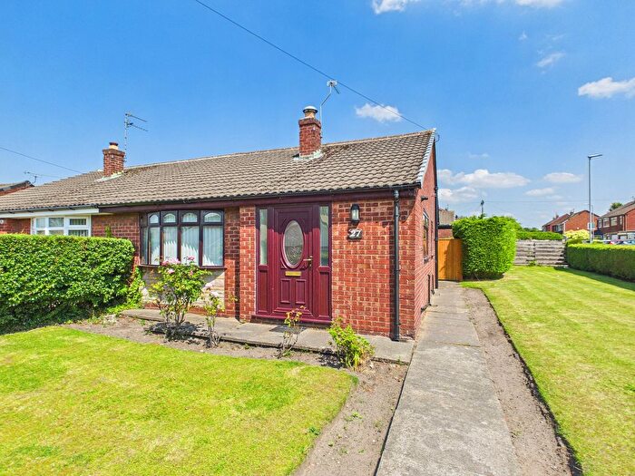 2 Bedroom Semi Detached Bungalow For Sale In Scarisbrick Road, Rainford, St Helens, WA11