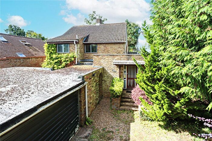 3 Bedroom Country House For Sale In Church Road, Studham, Dunstable, Bedfordshire, LU6
