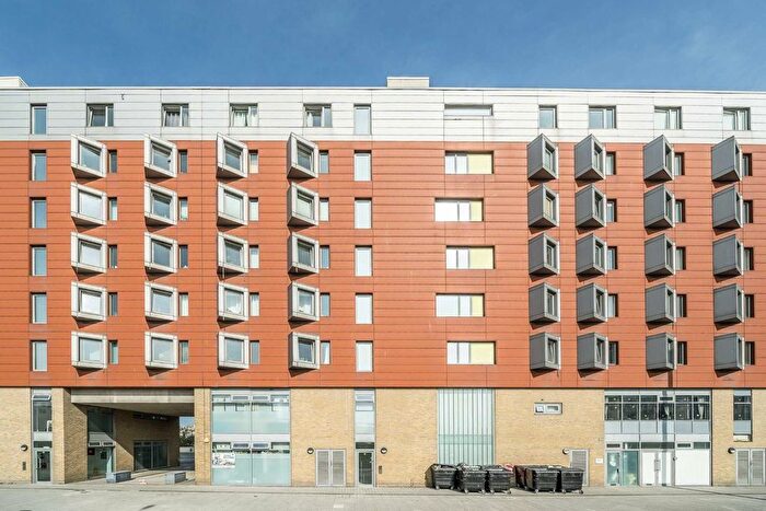 2 Bedroom Flat To Rent In High Street, London, E15