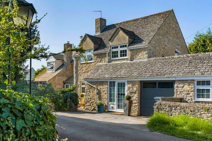 3 Bedroom Cottage For Sale In Cassington Pound Lane, OX29