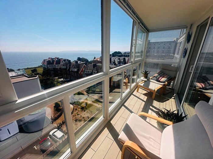 2 Bedroom Flat To Rent In West Cliff Road, Bournemouth, BH2