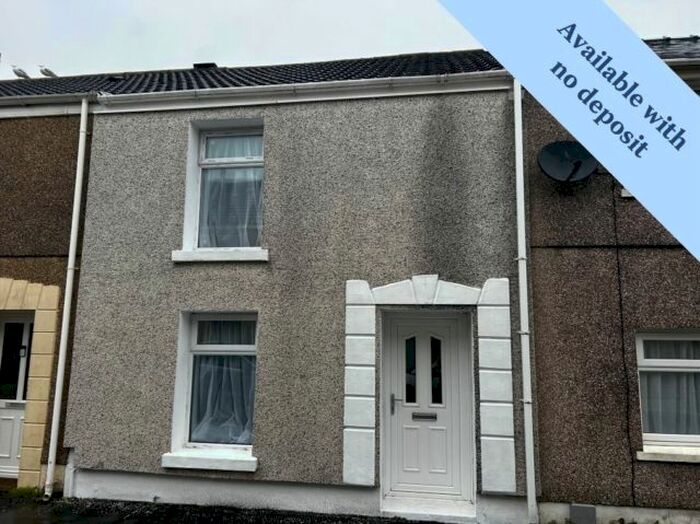 2 Bedroom Property To Rent In Dolau Fawr, Llanelli, SA15