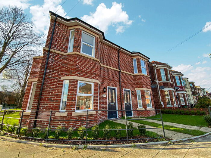 2 Bedroom Maisonette To Rent In Twyford Road, Eastleigh, Hampshire, SO50