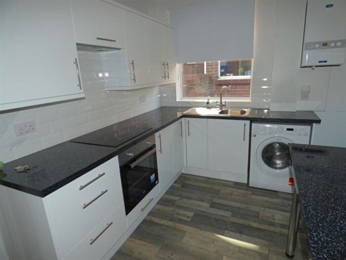 2 Bedroom Flat To Rent In Benton Road, High Heaton, NE7