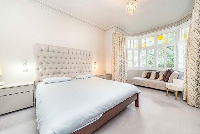 5 Bedroom Detached House To Rent In Queen Annes Grove, Chiswick, W4