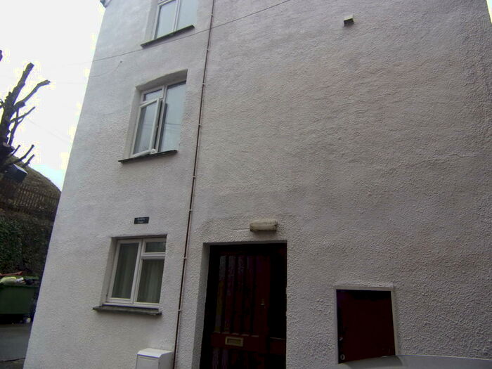1 Bedroom Apartment To Rent In Buckley Court, Castle Dyke, PL15