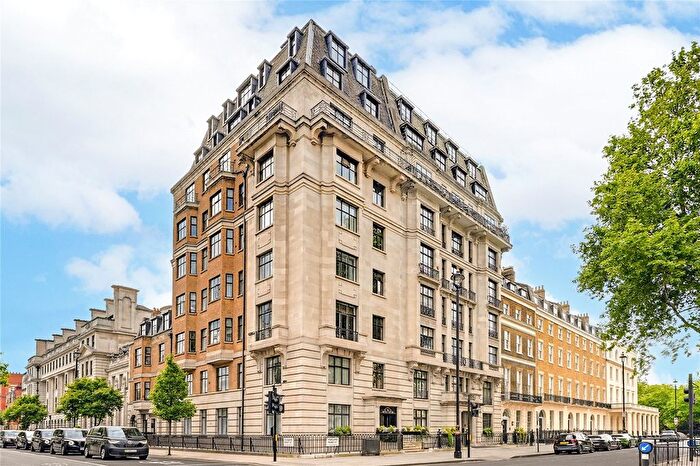 3 Bedroom Flat For Sale In Portland Place, London, W1B