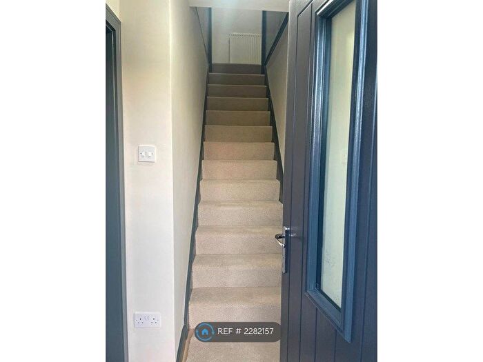 3 Bedroom Terraced House To Rent In Liverpool Road, Newcastle Under Lyme, ST5