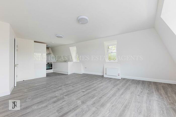 1 Bedroom Flat To Rent In Church Street, Enfield, EN2