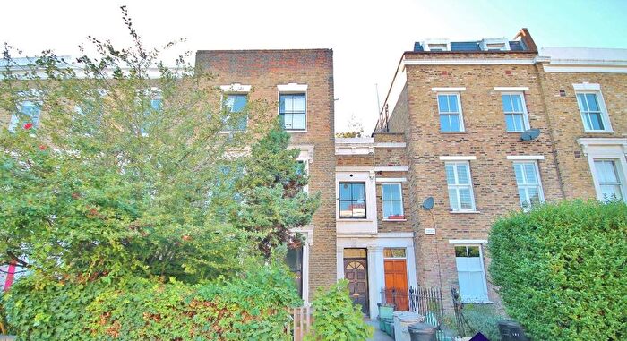 1 Bedroom Flat To Rent In Southgate Road, London, N1