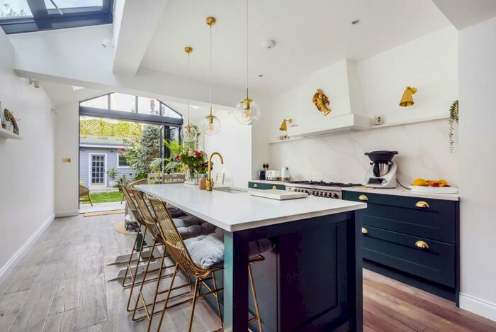 4 Bedroom Semi-Detached House To Rent In Canbury Park Road, Kingston Upon Thames, Surrey, KT2