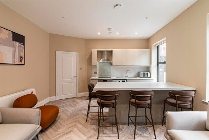 3 Bedroom Flat To Rent In Clayton Street West, City Centre, Newcastle Upon Tyne, NE1