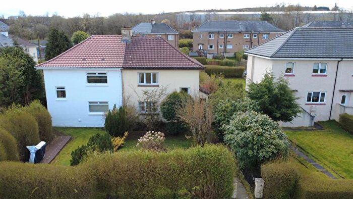 3 Bedroom Semi-Detached House For Sale In South Road, Port Glasgow, PA14