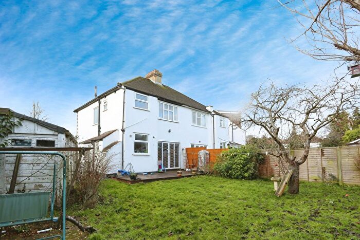 3 Bedroom Semi-detached House For Sale In Briar Gardens, Hayes, Bromley, Kent, BR2