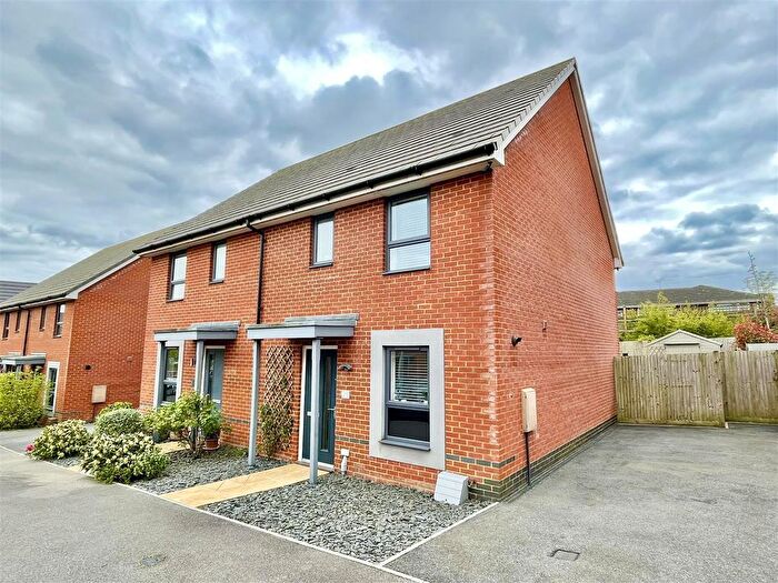 3 Bedroom Semi-Detached House For Sale In Furnells Way, Bexhill-On-Sea, TN40