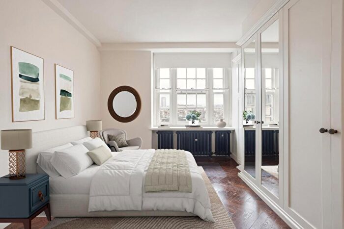 2 Bedroom Flat For Sale In Sherlocks Flat, NW1