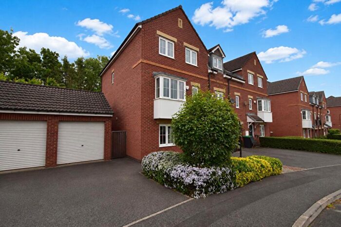 4 Bedroom End Of Terrace House For Sale In Orchard Grove, Stanley, DH9