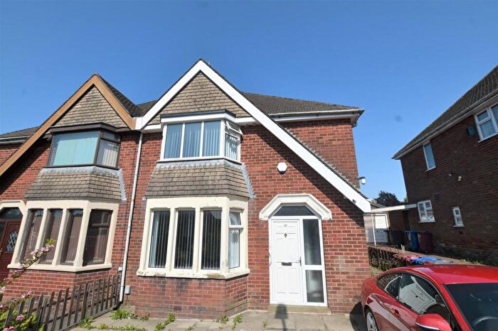 3 Bedroom Semi-Detached House To Rent In Quebec Road, Blackburn, BB2