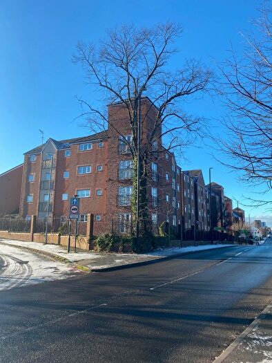 2 Bedroom Flat To Rent In Terret Close, Walsall, West Midlands, WS1