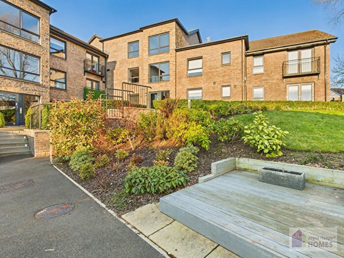 2 Bedroom Flat For Sale In Maxwell Court, Maxwell Drive, Village, East Kilbride, G74