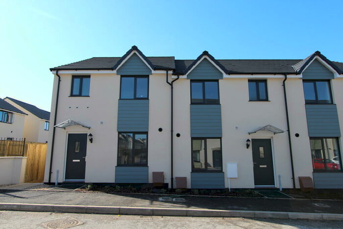 3 Bedroom End Of Terrace House To Rent In Bethany Gardens, Plymouth, PL2