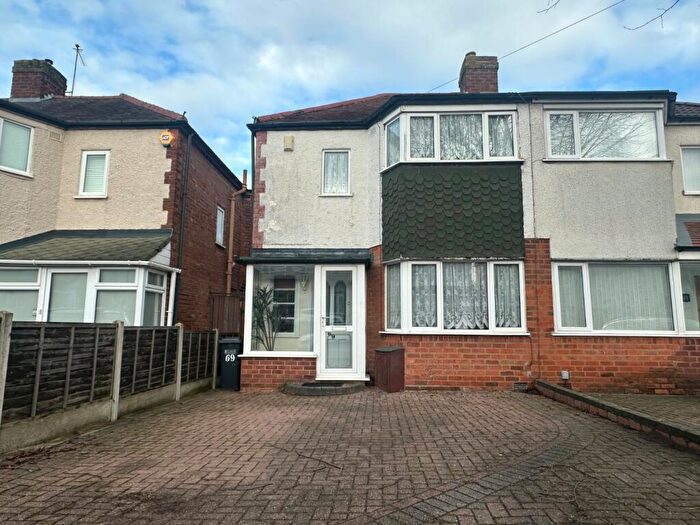 2 Bedroom Semi Detached House For Sale In Rangoon Road, Solihull, B92