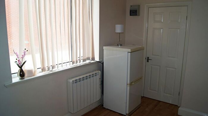 1 Bedroom Studio To Rent In Oak Crest, Bawtry Road, Doncaster, DN4