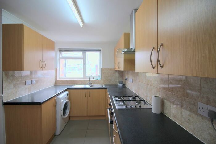 3 Bedroom End Of Terrace House To Rent In Rosher Close, London, E15