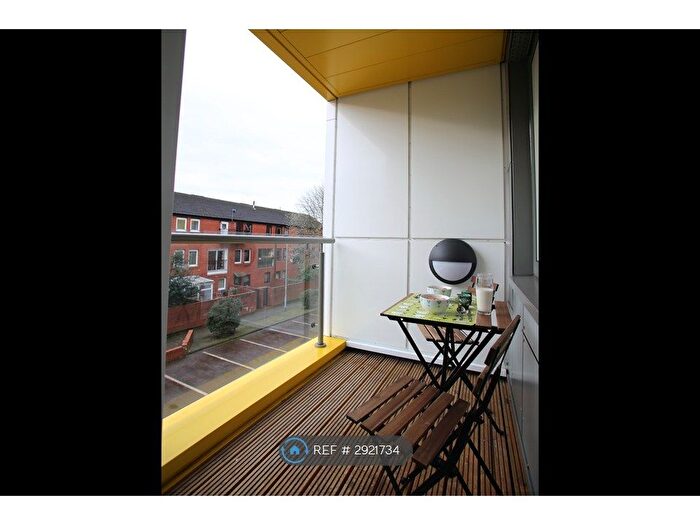 1 Bedroom Flat To Rent In High St, Manchester, M4