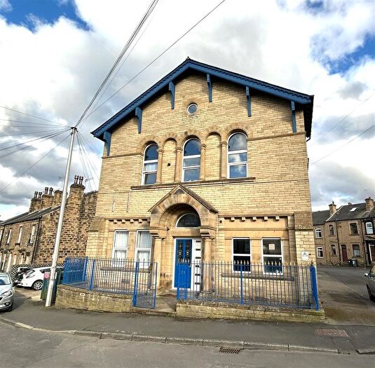 2 Bedroom Flat To Rent In Ackroyd Street, Morley, Leeds, LS27