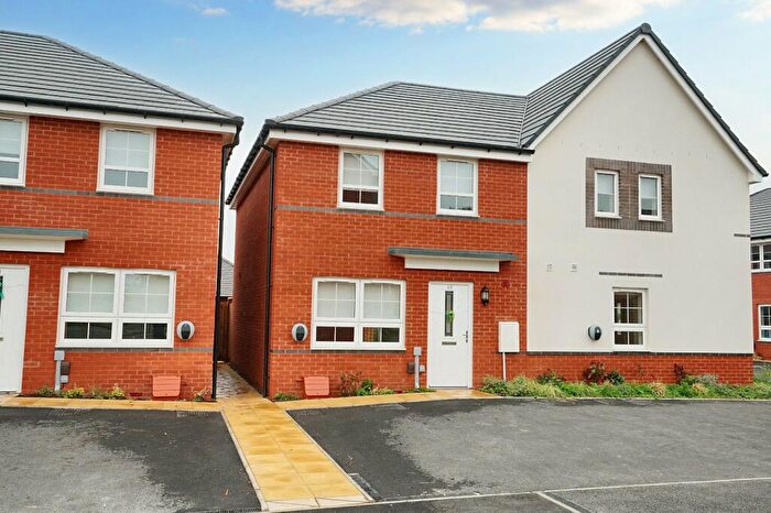 3 Bedroom Semi-Detached House To Rent In Campbell Drive, Upper Lighthorne, Leamington Spa, Warwickshire, CV33