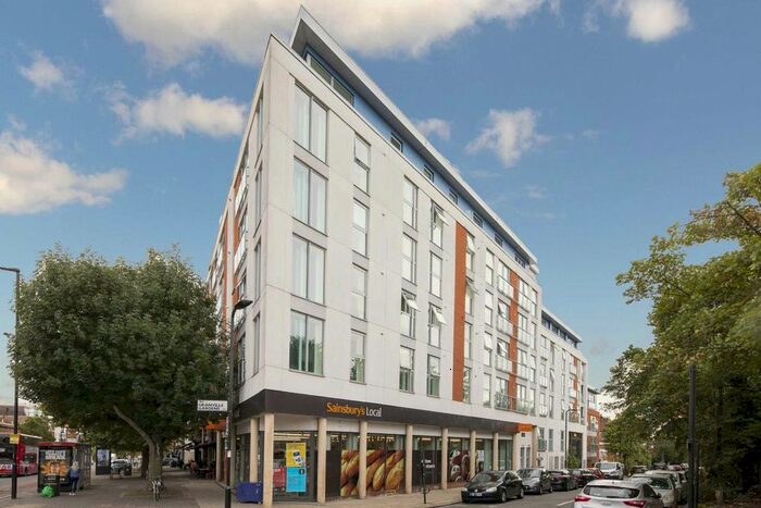 2 Bedroom Flat To Rent In Granville Gardens, London, W5