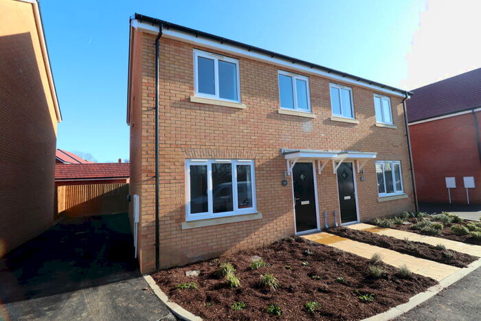 3 Bedroom House To Rent In Fordham Heath, Colchester, CO3