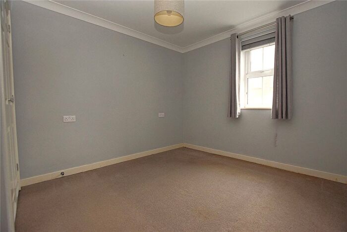1 Bedroom Garage / Parking To Rent In Pheasant Close, Four Marks, Alton, Hampshire, GU34