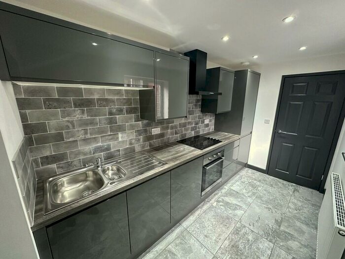 2 Bedroom Terraced House To Rent In Bentley Road, Doncaster, DN5