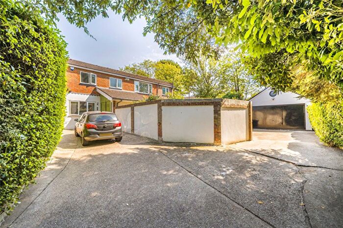 5 Bedroom Detached House For Sale In Frensham Way, Epsom, Surrey, KT17