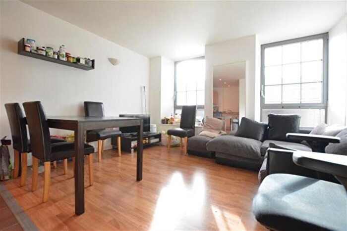 1 Bedroom Apartment To Rent In The Hicking Building, Queens Road, NG2