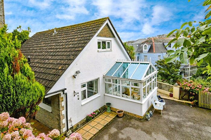 3 Bedroom Detached Bungalow For Sale In Torrs Park, Ilfracombe, EX34